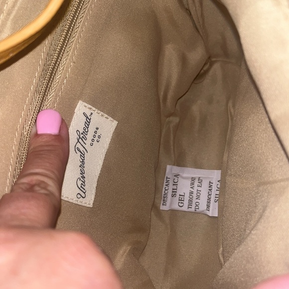Universal Thread Yellow and Tan Crossbody Bag with straw weave. NWT! - Picture 2 of 9